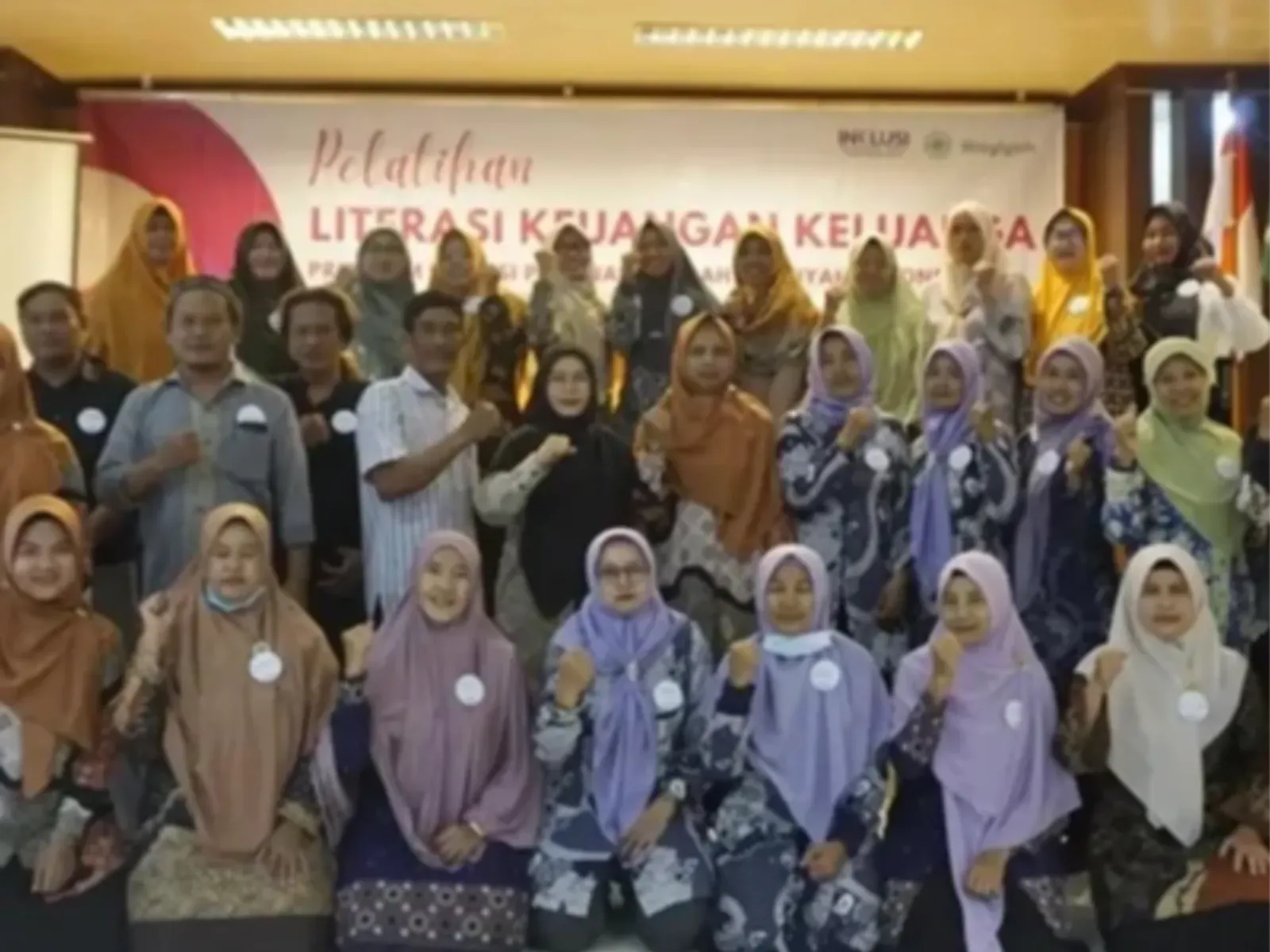 STIEKIA lecturers provide family financial literacy training to members of Aisyiyah Muhammadiyah Bojonegoro