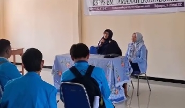 Mahasiswa STIE Cendekia Bojonegoro Lakukan Studi Lapangan ke BMT Amanah Bojonegoro