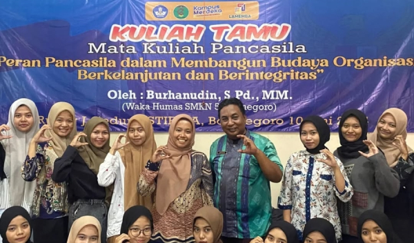 Kuliah Tamu Pancasila STIEKIA: Membangun Budaya Organisasi Berkelanjutan dan Berintegritas